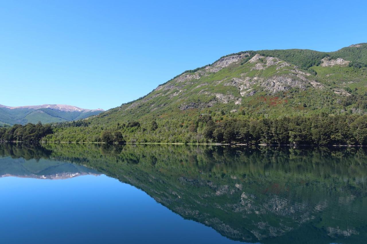 Hermoso Eco Lodge Сан-Мартін-де-лос-Андес Екстер'єр фото